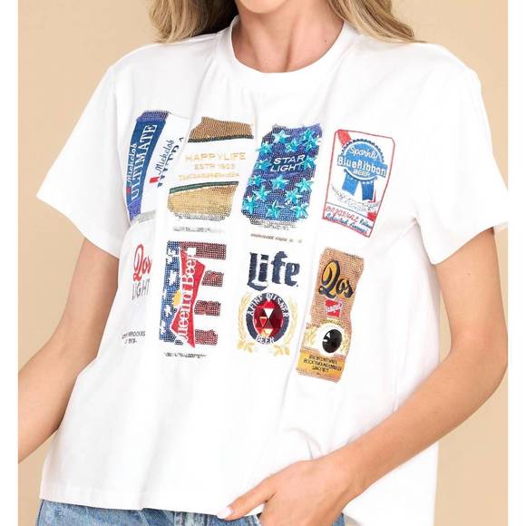 QUEEN OF SPARKLES Tops - NEW QUEEN OF SPARKLES red, white & beer tee in white